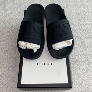 GUCCI Black Rubber Slides